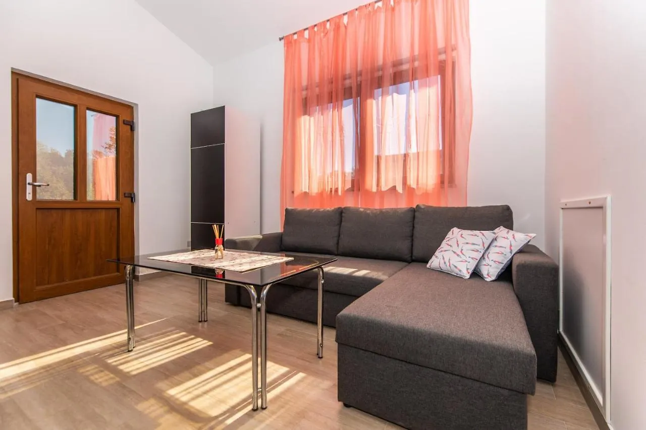 Apartment Mimi Pula